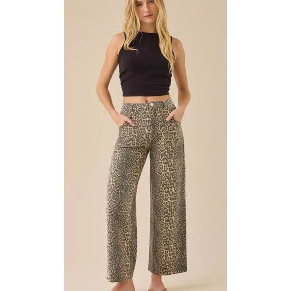 Free People High Rise Leopard print denim pants - Picture 1 of 8